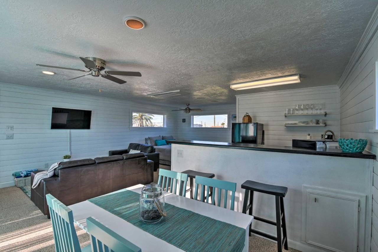 Open-Concept Cottage Less Than 1 Mi To Beach! Surfside Beach Luaran gambar